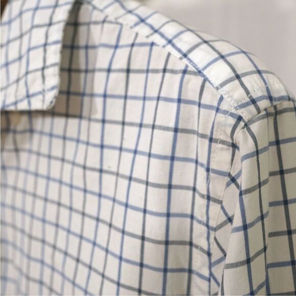 Gap White Blue Square Check Button Down Shirt - Picture 5 of 6